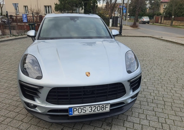 Porsche Macan cena 175000 przebieg: 99000, rok produkcji 2016 z Poznań małe 301